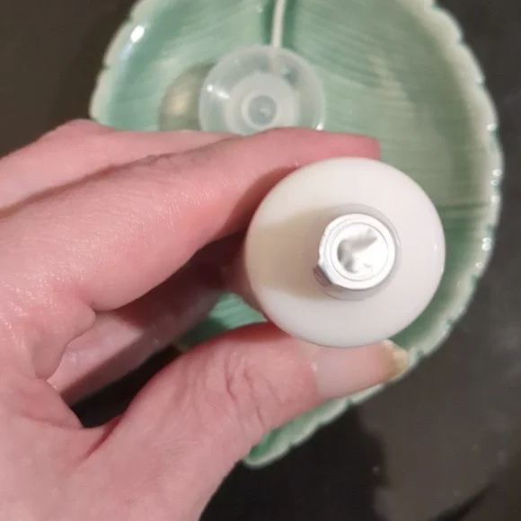 Moisturizer - Picture 3 of 3